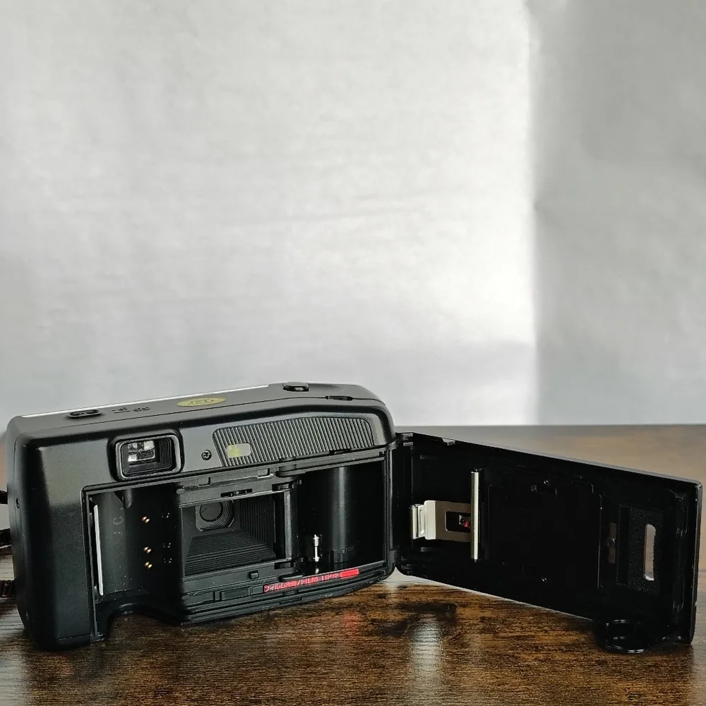 Nikon One Touch 100 35mm Film Point & Shoot Camera VTG 80s Untested